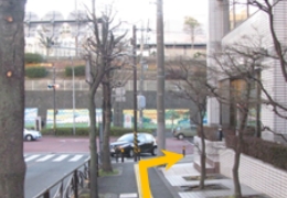 写真3　麻生小学校